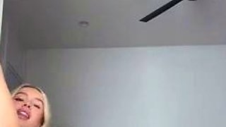 Masturbating loving babe solo toy plays with enthusiasm