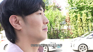 Perverted Guy Researching "cooking" on His Girlfriend's Body, Claiming Natural Is Best