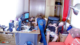 Terry Kemaco convinces the shy Arab student Misa Morgane to shoot a naughty video