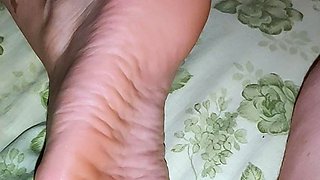 Under the sexy blonde's skirt