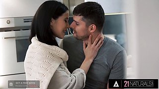 Twenty-one naturals - babe nikki fox drinks a hard pecker and gets her pussy nailed with powerful passion