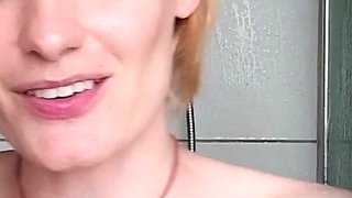 Big boobs webcam slut toys her asshole