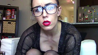 Sexy hottie Anetta Keys enjoys a solo toy masturbation
