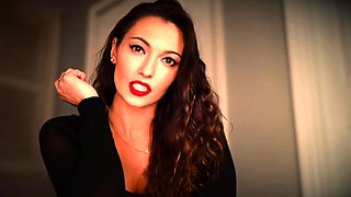 Brunette Solo Webcam Masturbation