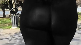Julia 23 Years Old Arab Girl: Thicc Ass Walk in the Park