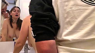 Amateur teen party babes give blowjob and lick pussy