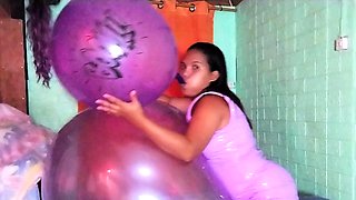ASIAN LOONER GIRLS - Sexy Juju Blows To Pop Huge Boom