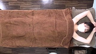 [Uncensored/Half Raw] A Petite, Lovely Woman With A Lovely