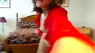 German MILF Pussy Play!