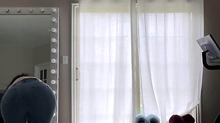 Brunette Solo Webcam Masturbation