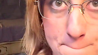 Stepmom's Been Cheating - Blowjob Bribe