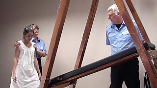 Sissi Ass Whip 34232