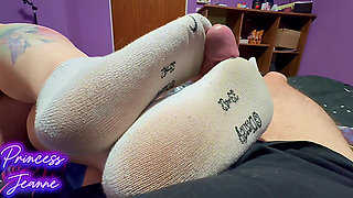 German Housewife Close up Footjob Cumshot Sexy Wrinkled Soles