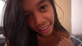 Quick Fuck Asian Maid