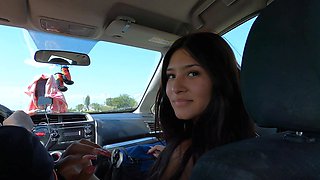 Outdoor fucking in public with brunette Aracely Ferras - HD