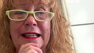 Granny in the Kitchen with Het Toys