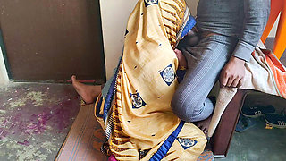 Desi padosan bhabhi ki majhedare chudai Hindi Audio