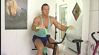 Stockinged german granny pussy licked before cock drills deep