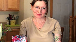 Birthday massage for step MILF in sensual bondage heat