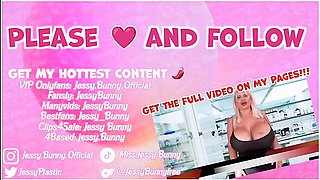 Jessy Bunny - Bimbo Girl Grows Into Gigantness & Demolates City