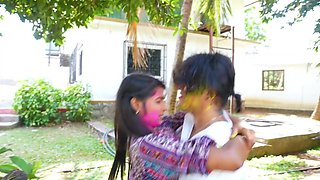 Indian beauty ignites wild passion with sultry, massive heat