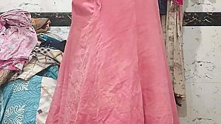 Priya Bhabi Nice Back Side Big Ass Bathing Video