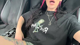 Hayley Quinn Cums Hard in Lamborghini