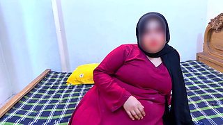 Arab Beautiful Huge Ass & Big Tits Hot Stepmom Squirt & Pee After Pussy Jerking