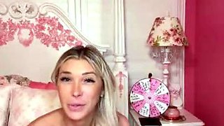 Short haired chick with big tits jerks her pussy online