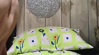 Sucking Juices off That Cock Cum in Her 6wat