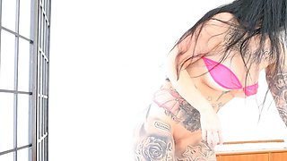 Hottest brunette solo webcam masturbation 2