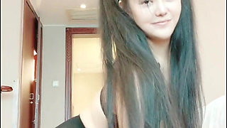 Asian Beauty in Black Sheer Pantyhose and High Heels-leg Worship/teasing