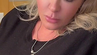 Under Chair Foot Worship Empressbellasadic