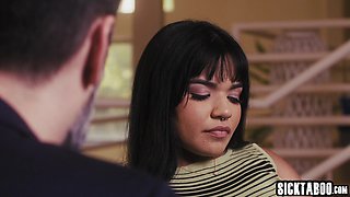 Naughty big arse Hispanic teenager gets fucked