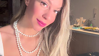 Submission to the massage porn of your porn actress Polly Gardel