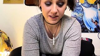 Brunette Solo Webcam Masturbation