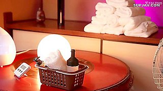 A Simple And Beautiful Girl