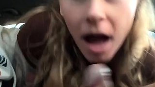 Kay Hansen Blows Her BF’s Cock In His Car Onlyfans Video