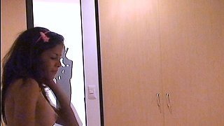 Carina 18 Lesbian Kissing