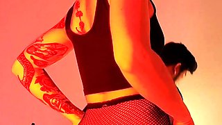 Lewd amateur brunette teen meg davis webcam masturbation