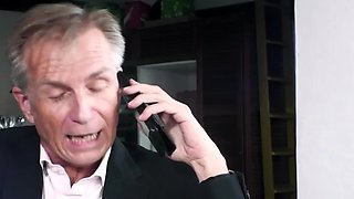 MatureNL Krizzi And Boris Schwarz Two Housewives One Cock