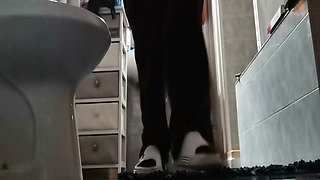 Camera on the Floor, Huge Ass and Sound Farts