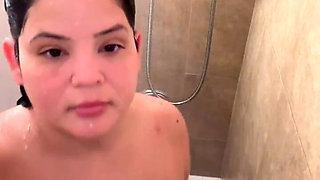 Live Stream with Dani Valentina