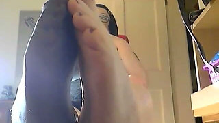 BBW Tina Snua Wiggles Her Feet in Stockings & Bare Feet