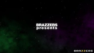 Slut Wars: The Vagina Squirts Back With Samantha Bentley, Danny D - Brazzers