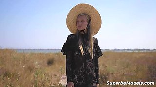 SUPERBE MODELS - (Dasha Elin, Bella Luz) - BLONDE COMPILATION! Gorgeous Models Undress Slowly And Show Their Perfect Bodies Only For You