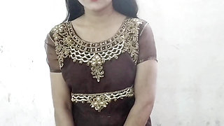 School girl ko chodte naukrani ne dekh liya