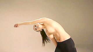 Alisa&#039;s crazy hot nude workout vid