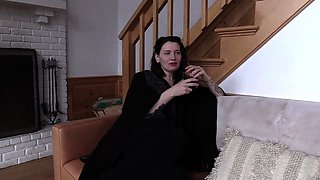 Bettie Bondage – Inheriting The Family Titty Bar