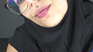 89. Ahegao Pussy Fuck Mia Niqab